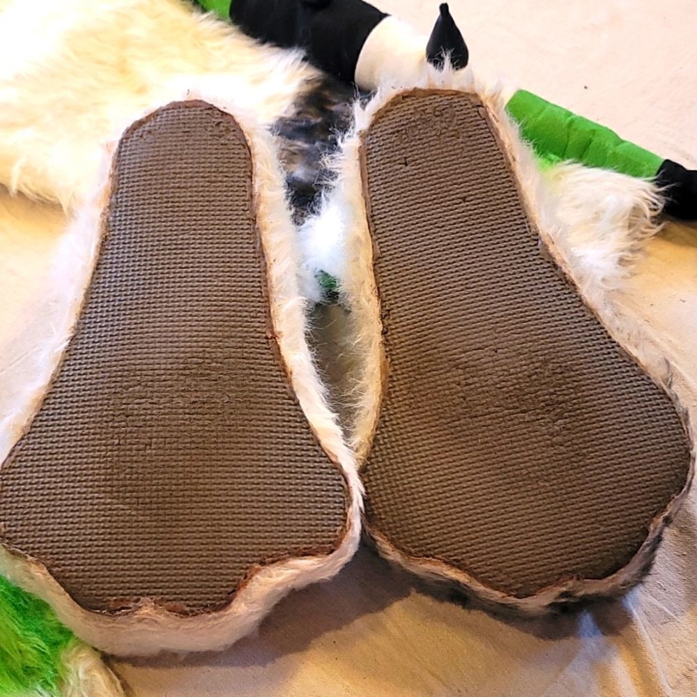 Custom Furry/Cosplay Costume - Picture 8 of 16